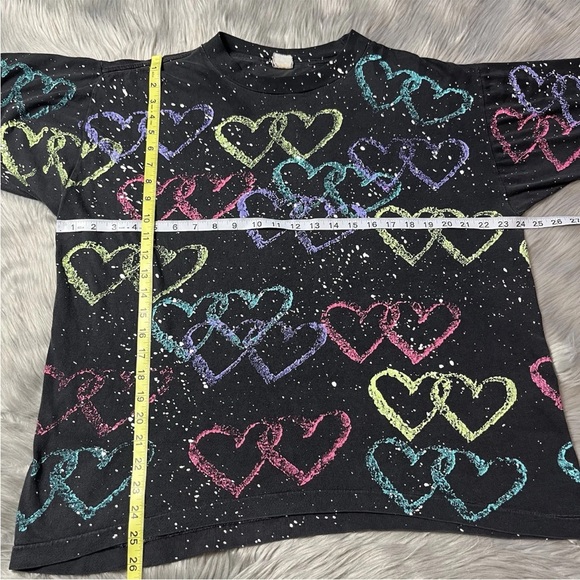 Vintage Adults AOP Splatter Paint Black Single Stitch Heart T Shirt - Picture 2 of 16